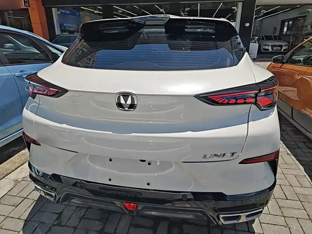 Changan UNI-T 2024 из CN, фото 3