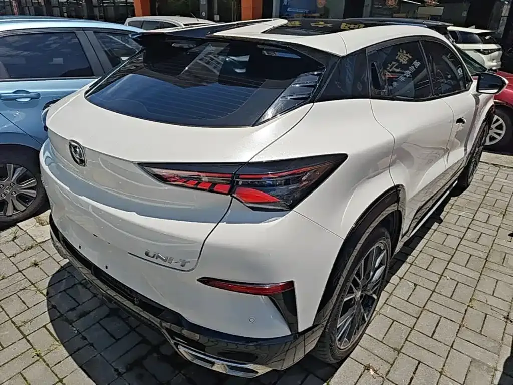 Changan UNI-T 2024 из CN, фото 4