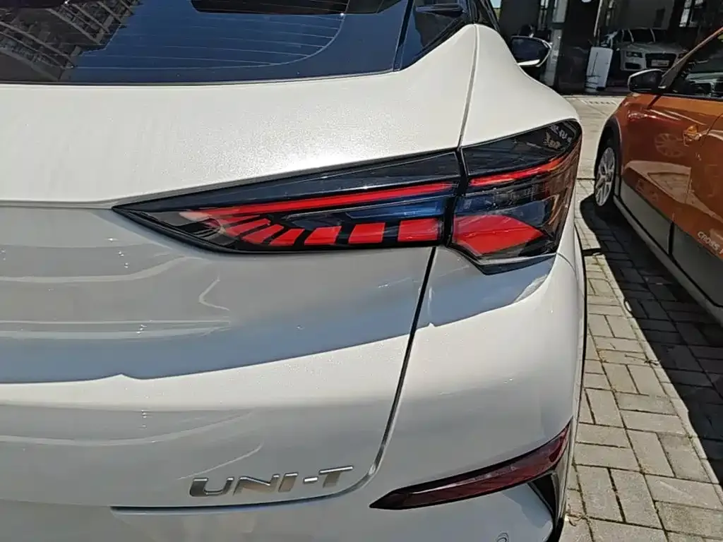 Changan UNI-T 2024 из CN, фото 10