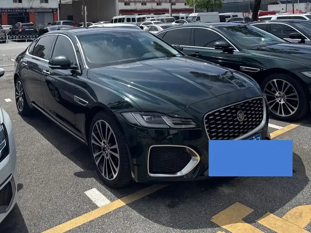 Jaguar XFL — фото 1