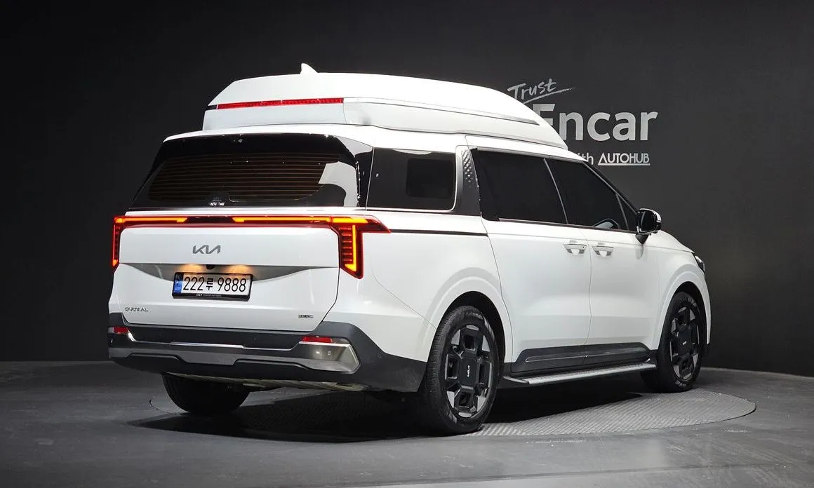 Kia Carnival — фото 5