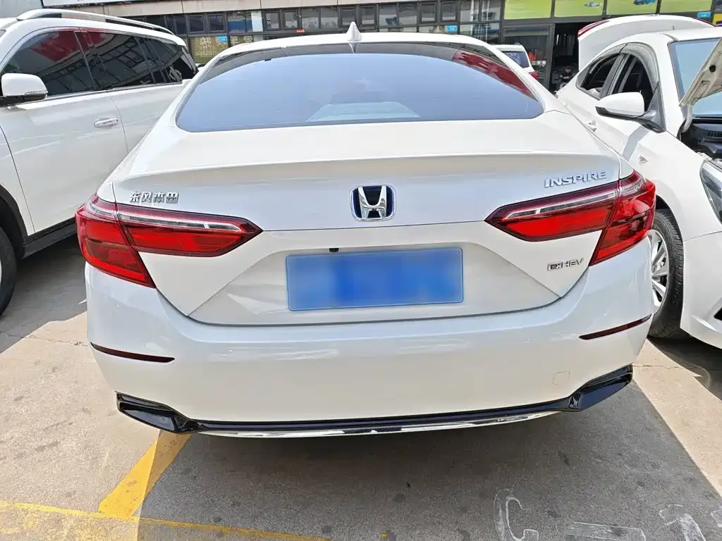 Honda Inspire — фото 6