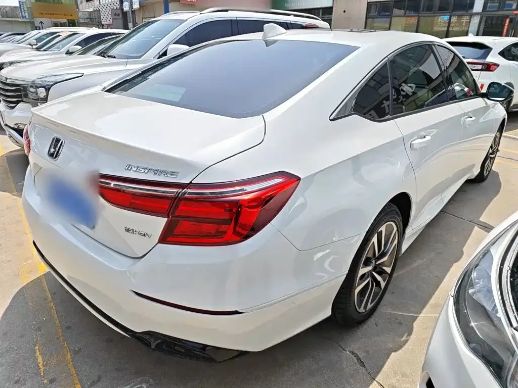 Honda Inspire — фото 10