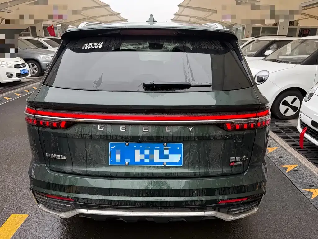 Geely Xingyue L — фото 10