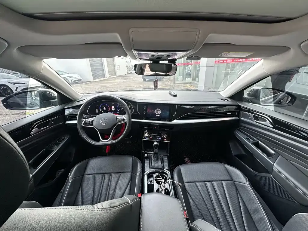 Volkswagen Passat — фото 8