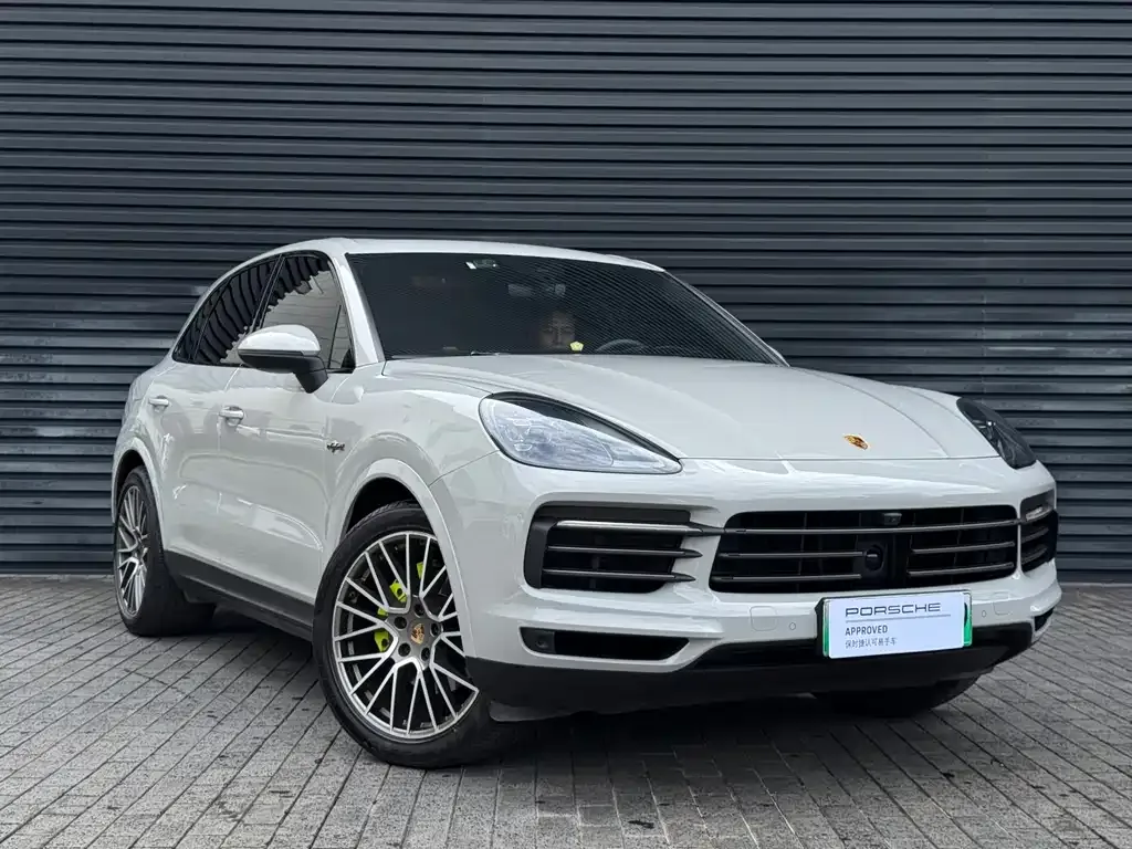 Porsche Cayenne Hybrid — фото 5