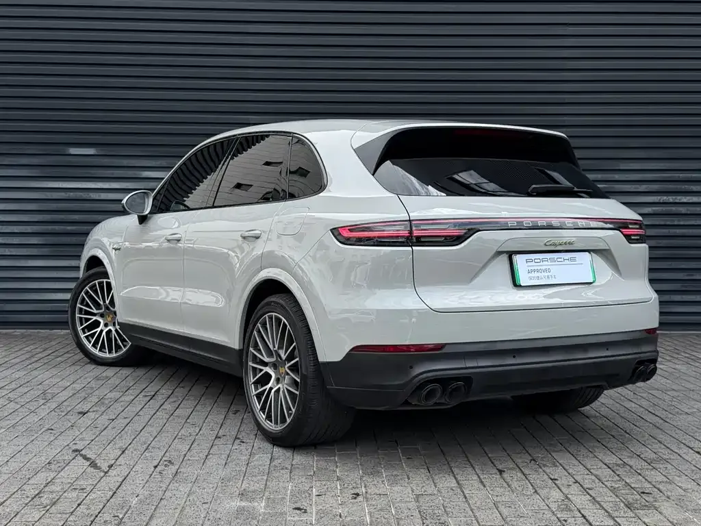 Porsche Cayenne Hybrid — фото 4