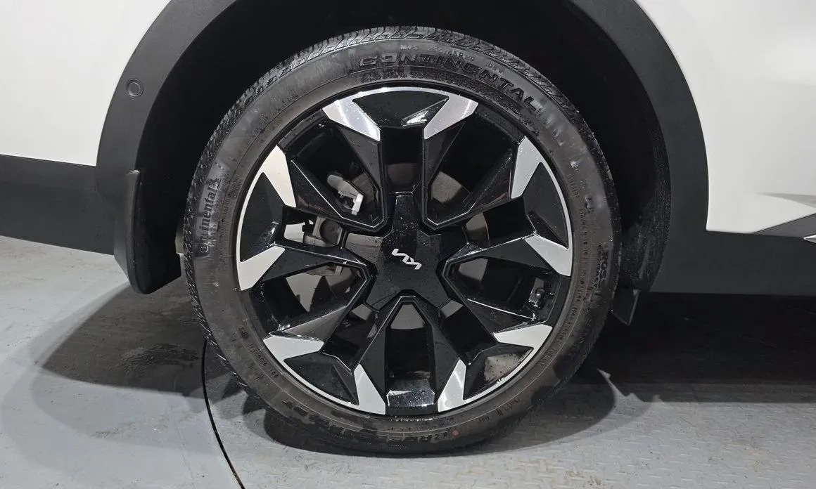 Kia Sorento — фото 9