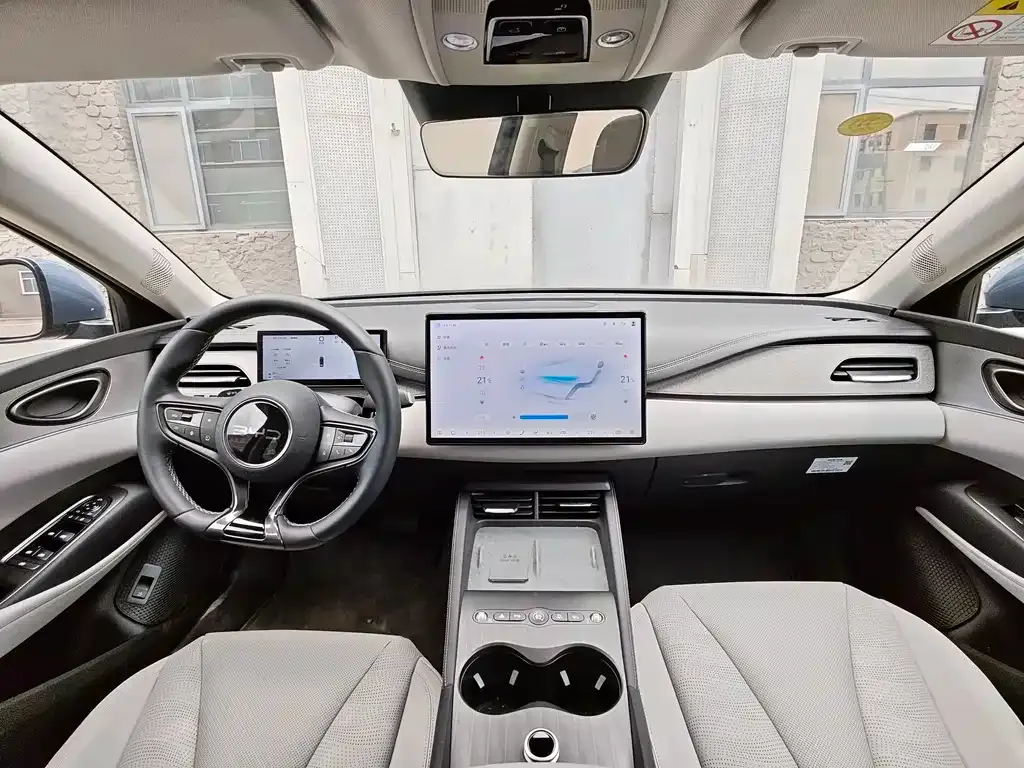 BYD Seal 06 DM-i Touring Edition — фото 2