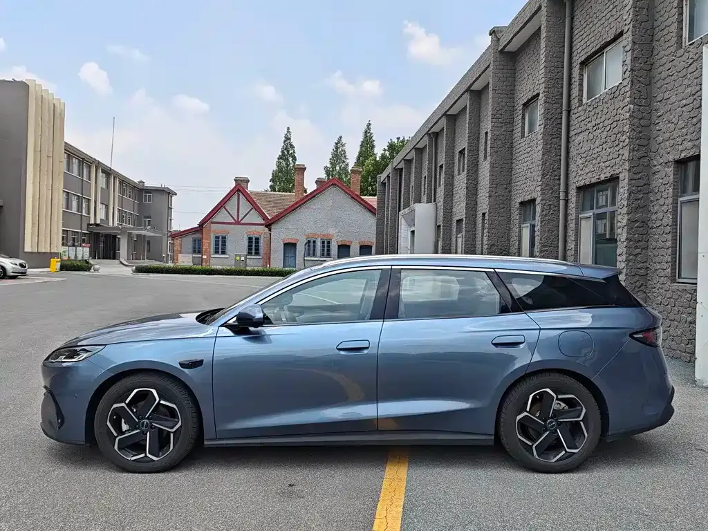 BYD Seal 06 DM-i Touring Edition — фото 8