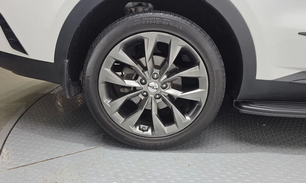 Kia Sorento — фото 8