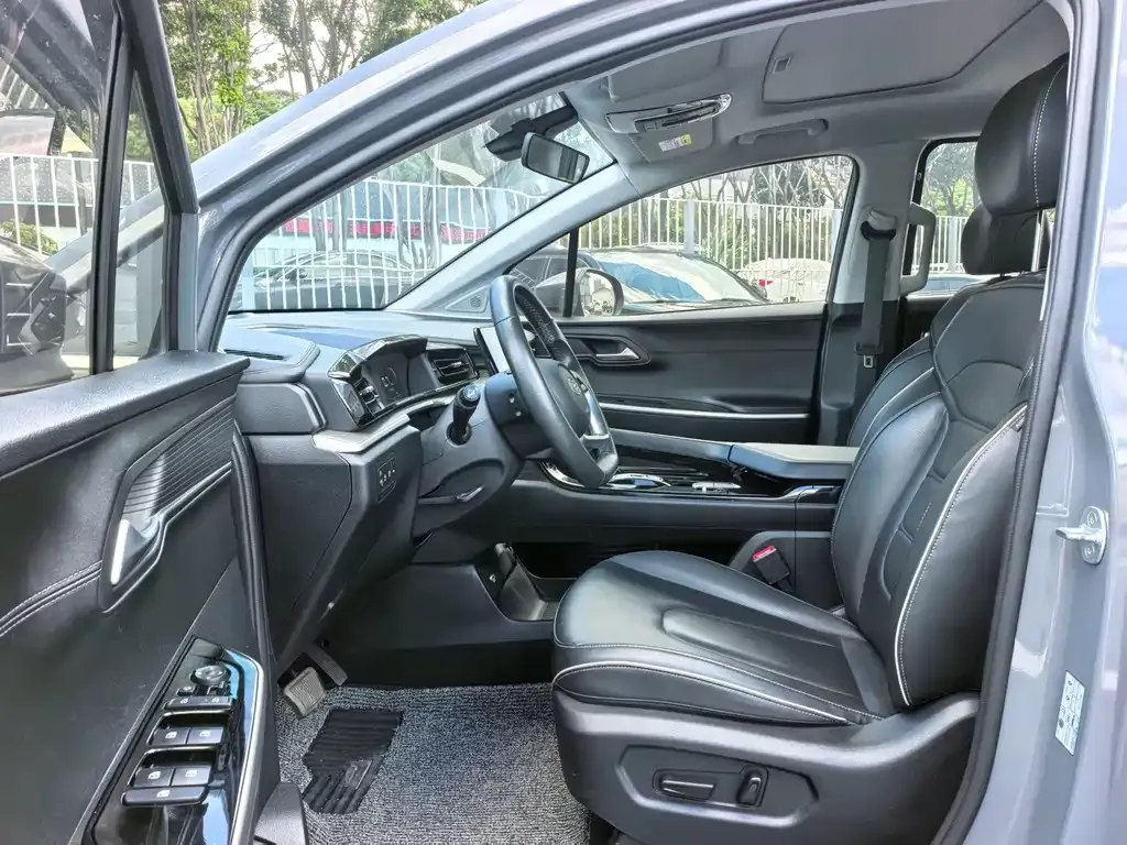 Hyundai Custo — фото 4