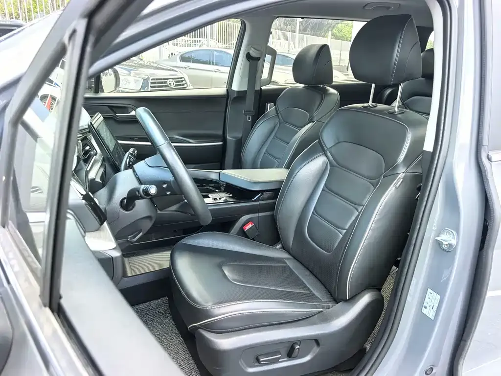 Hyundai Custo — фото 5
