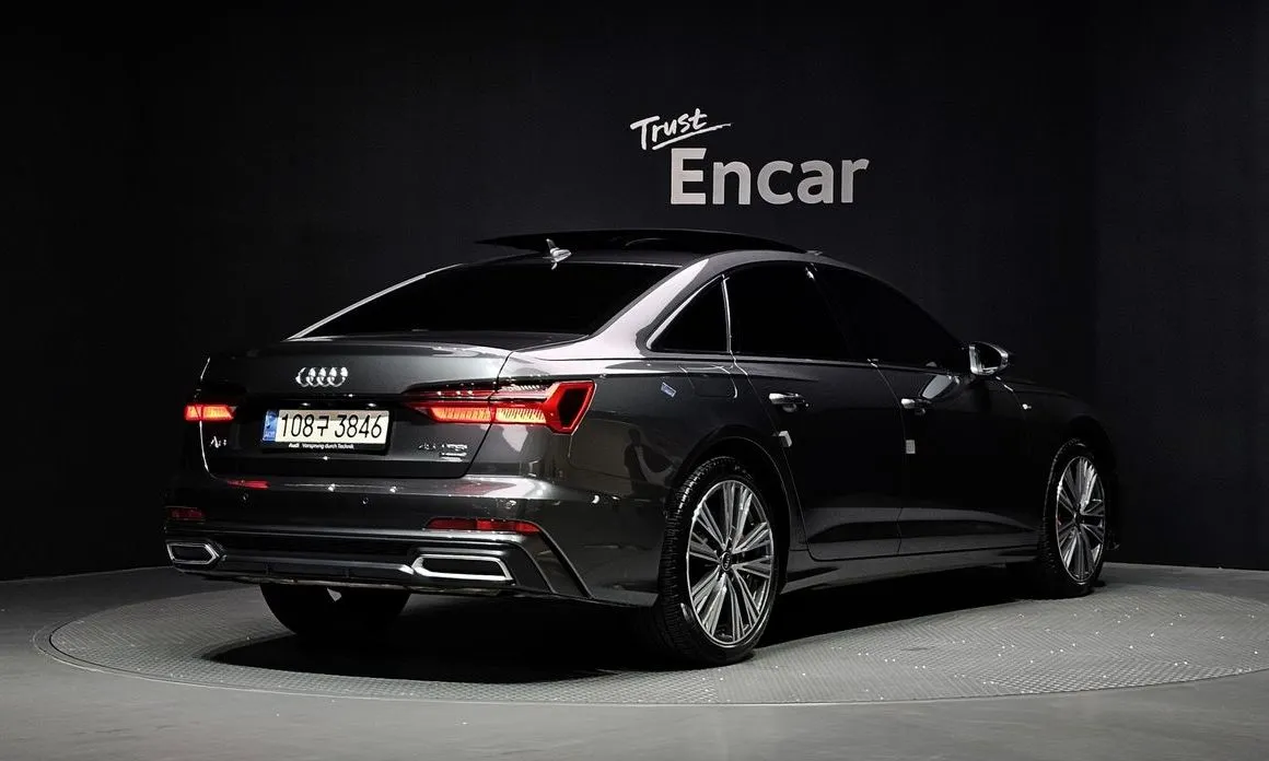 Audi A6 — фото 2