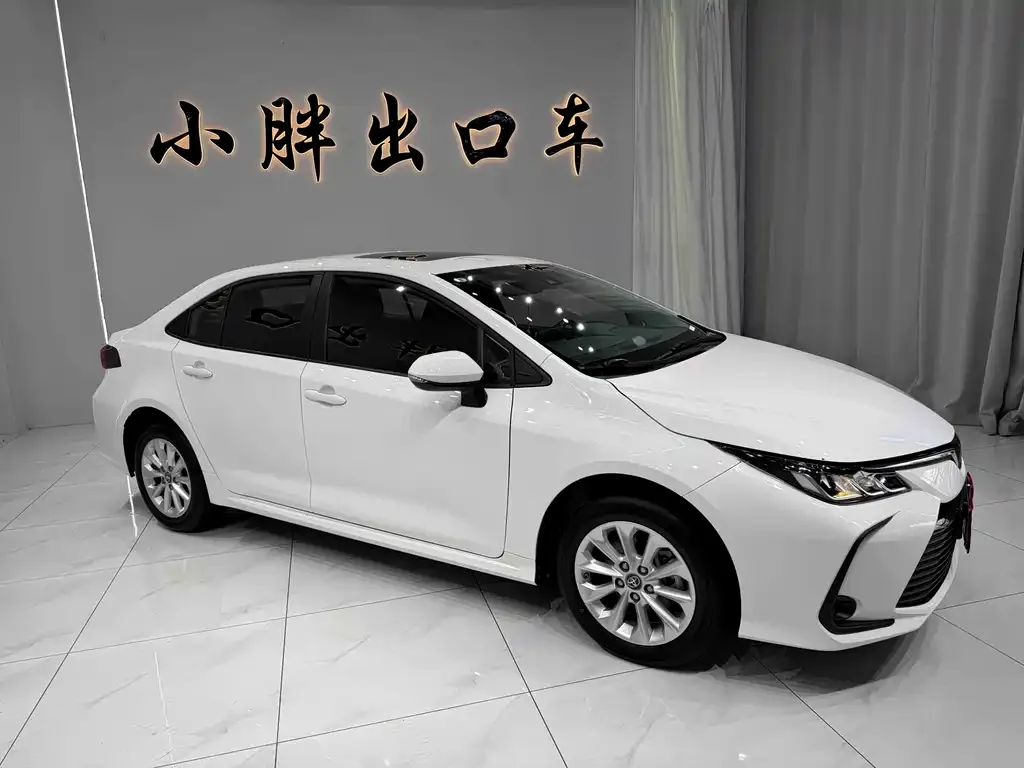 Toyota Corolla — фото 6