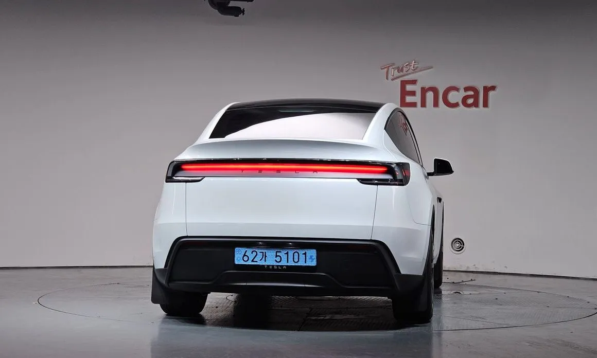 Tesla Model Y — фото 4