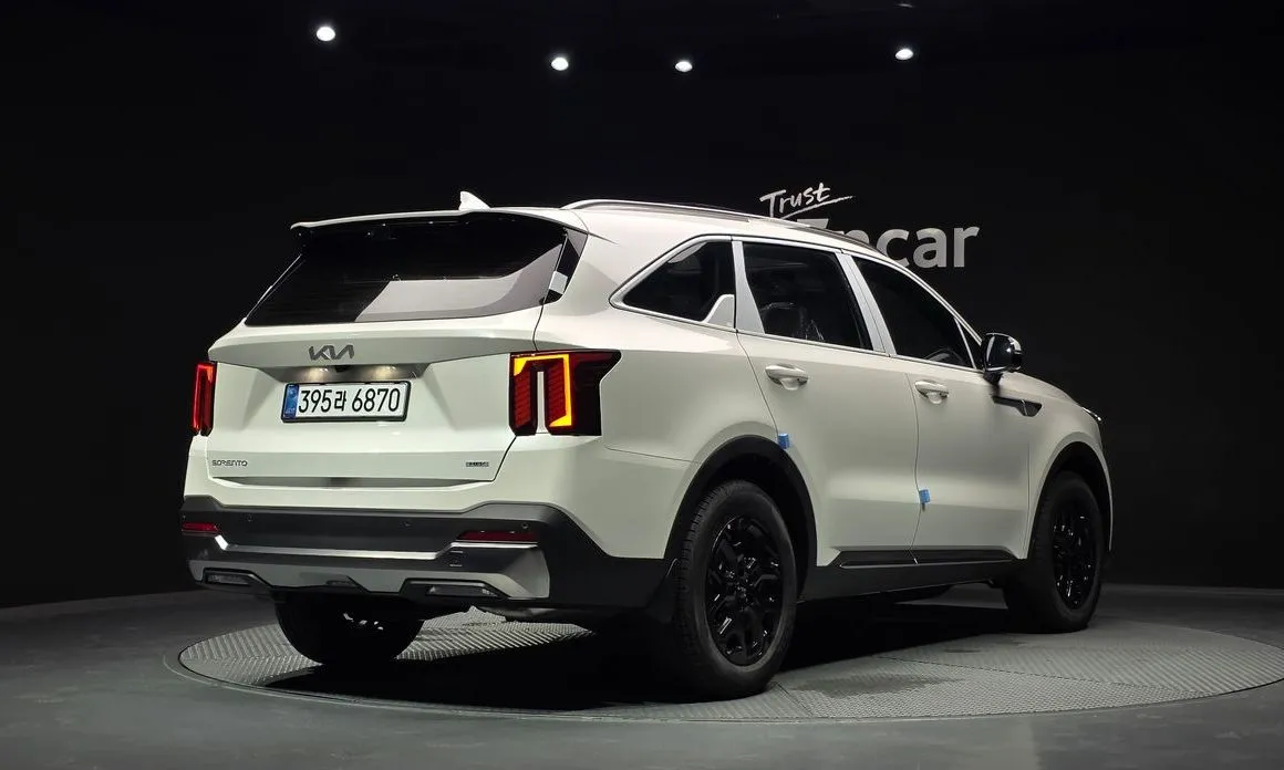 Kia Sorento — фото 4