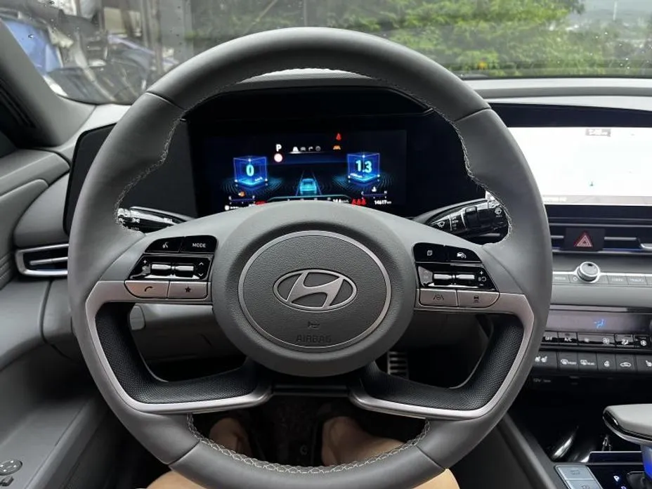 Hyundai AVANTE — фото 10