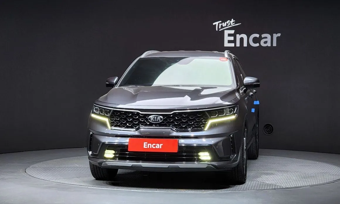 Kia Sorento — фото 6