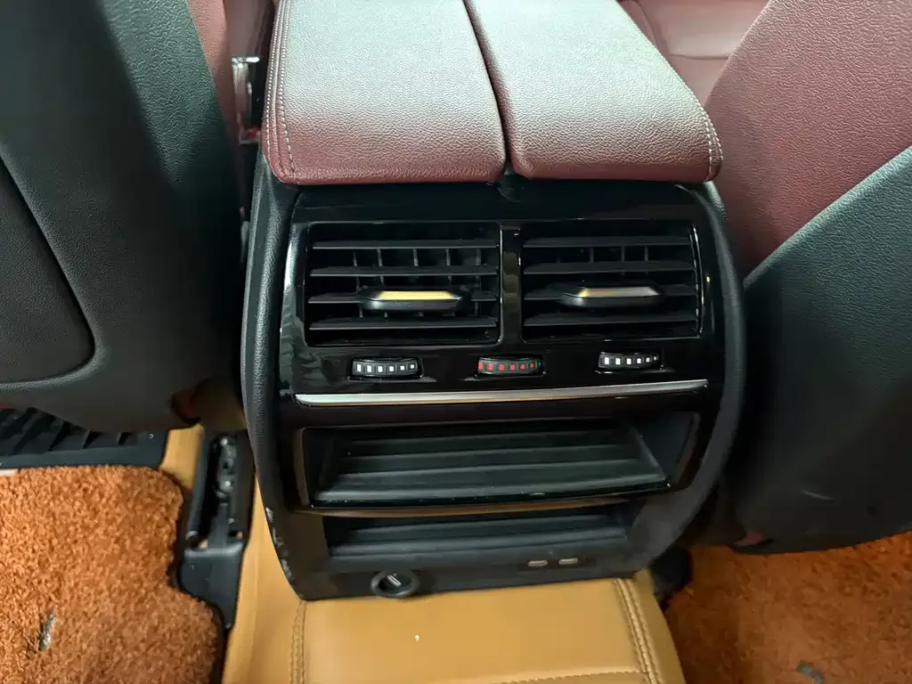 BMW 5 Series New Energy — фото 8