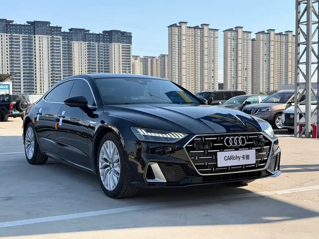 Audi A7L — фото 10