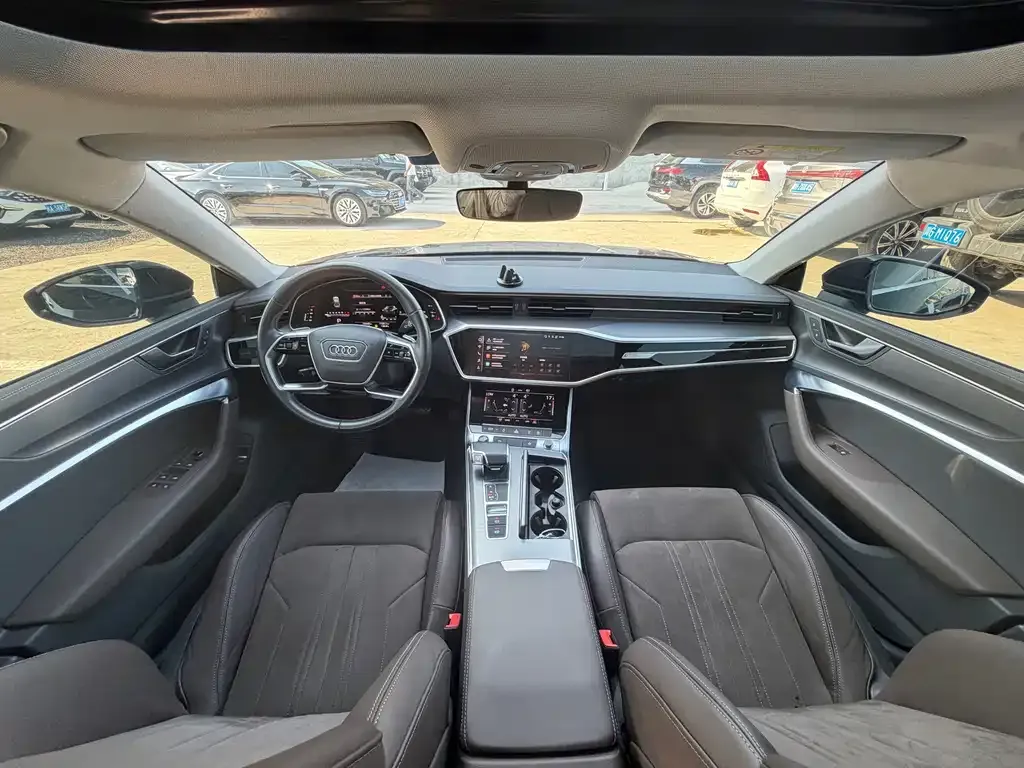 Audi A7L — фото 3