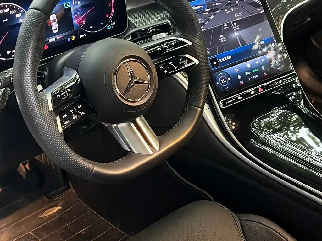 Mercedes-Benz C-Class — фото 10