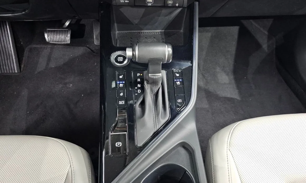 Kia Niro — фото 10