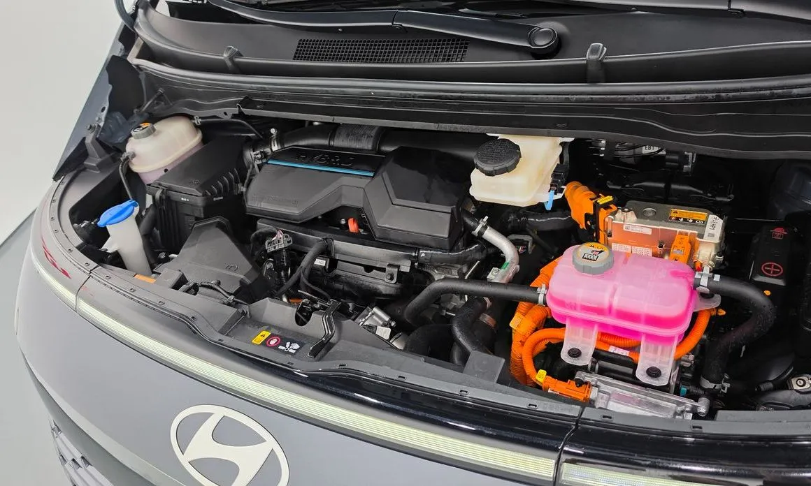 Hyundai Staria — фото 10