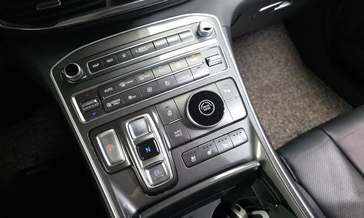 Hyundai Santafe — фото 5