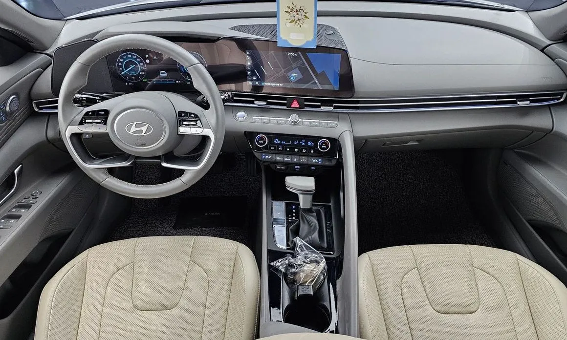 Hyundai AVANTE — фото 8