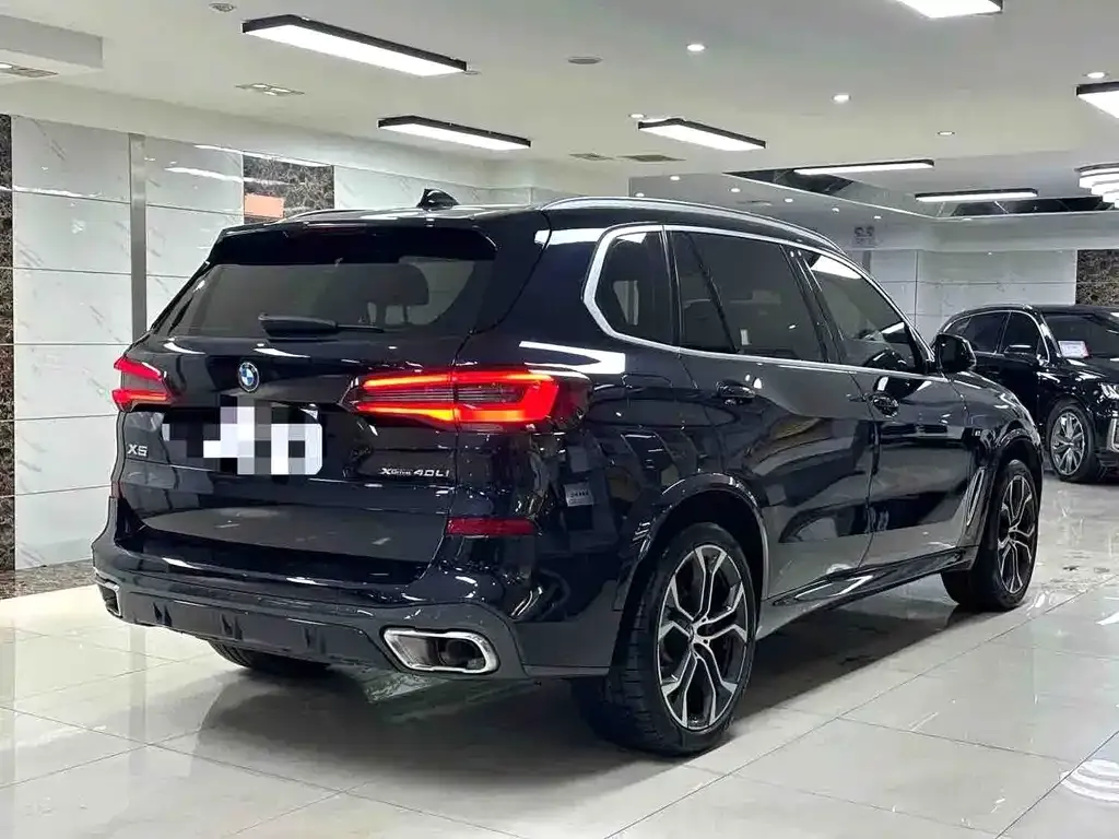 BMW X5 — фото 2