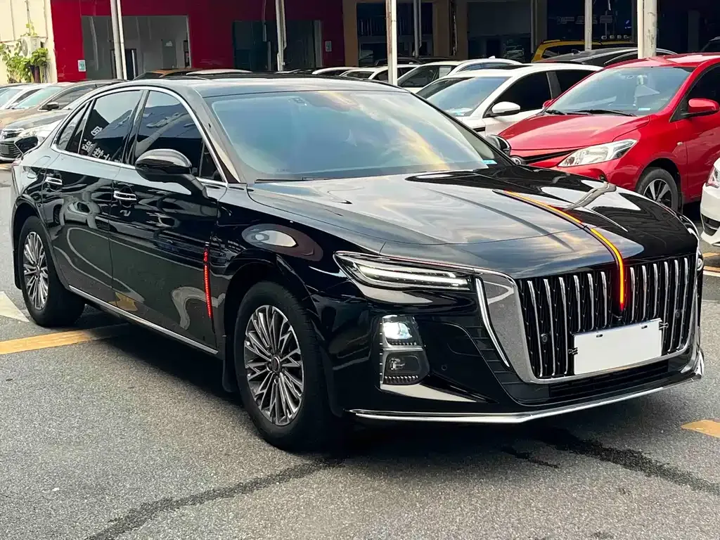 Hongqi H5 — фото 4