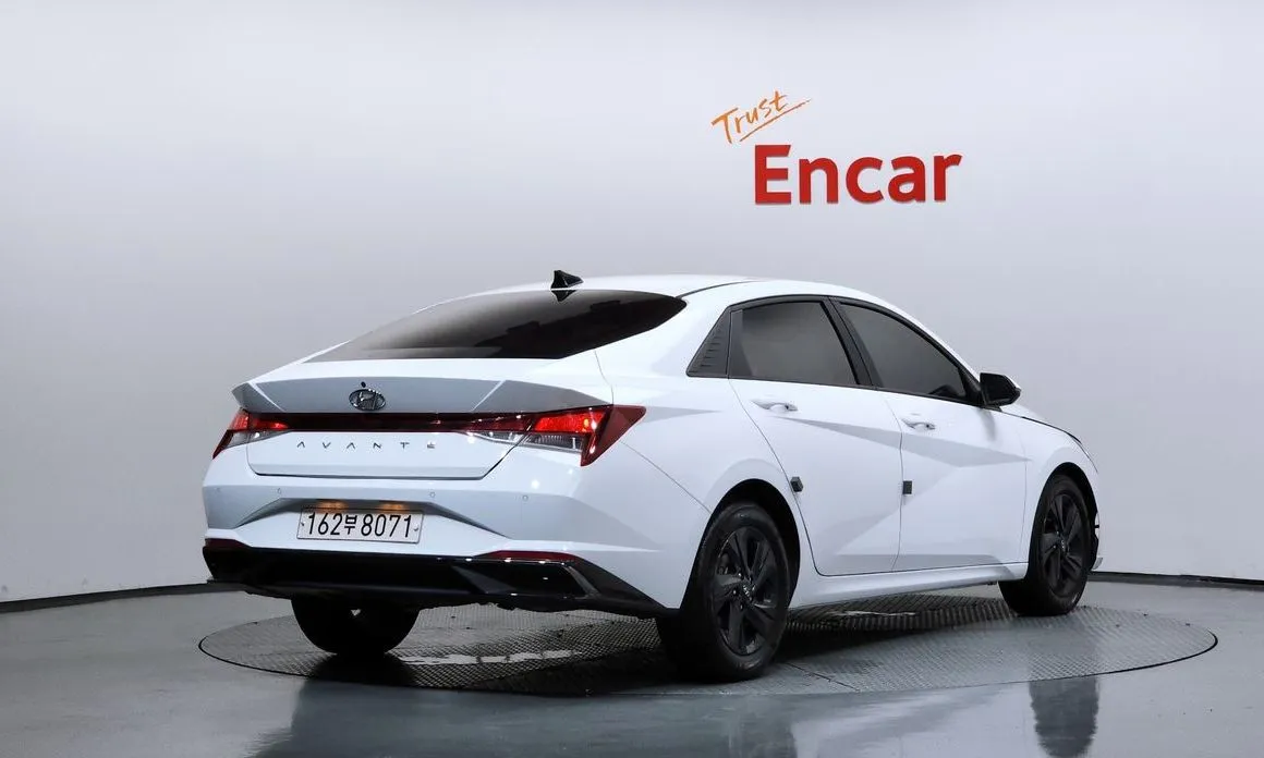 Hyundai AVANTE — фото 6