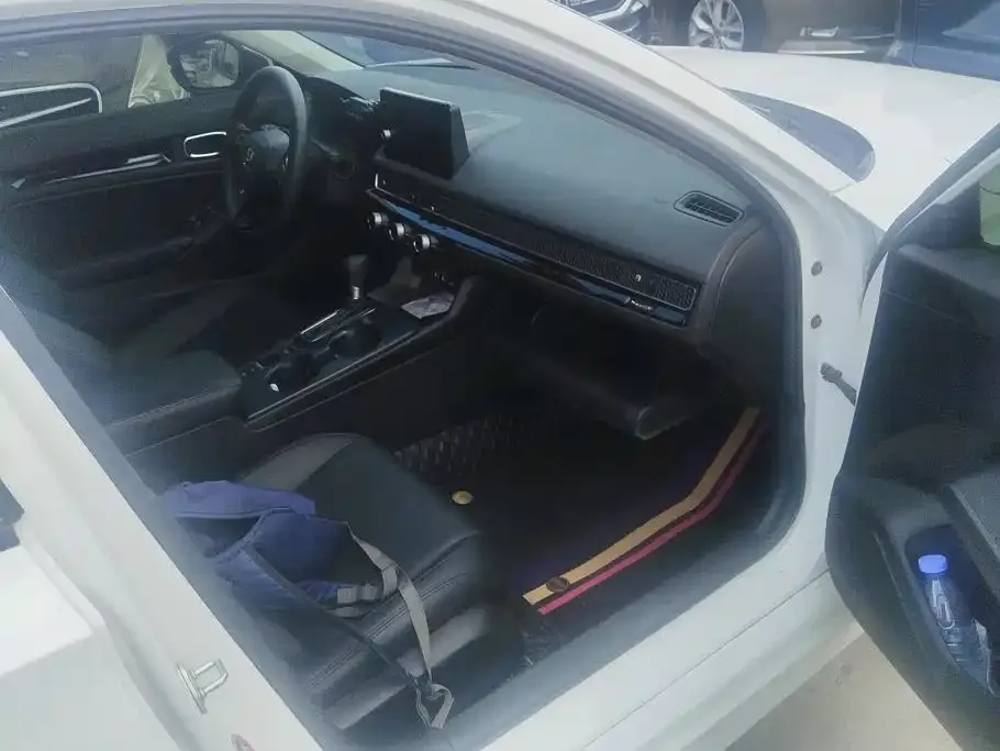 Honda Civic — фото 4