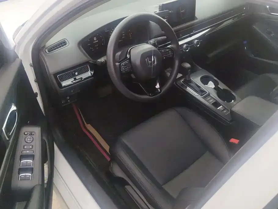 Honda Civic — фото 8