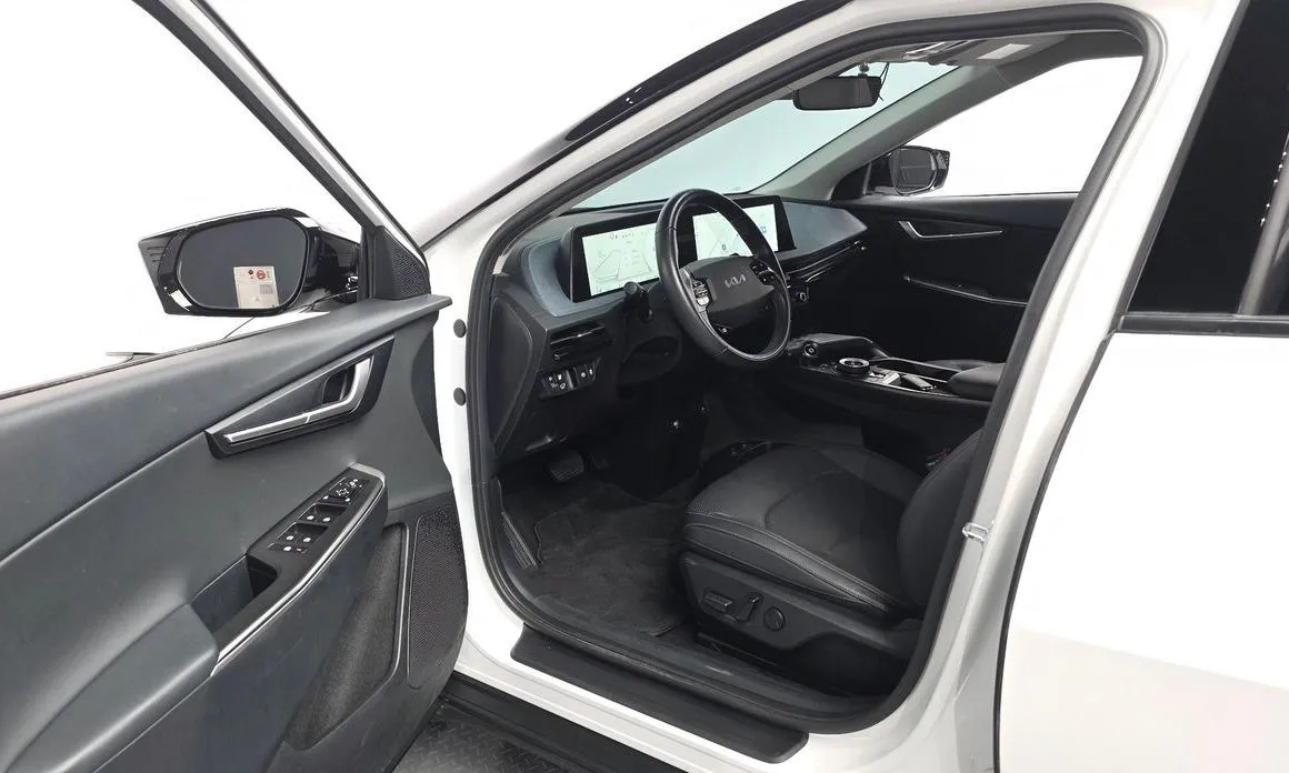 Kia EV6 — фото 9