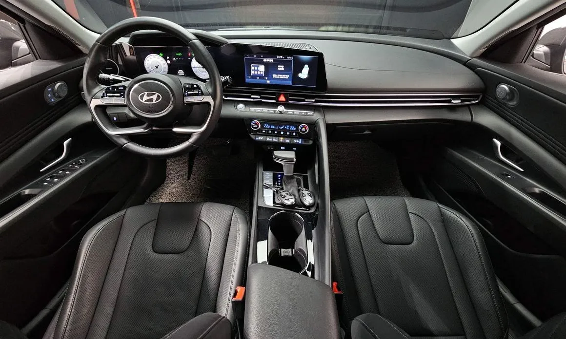 Hyundai AVANTE — фото 9
