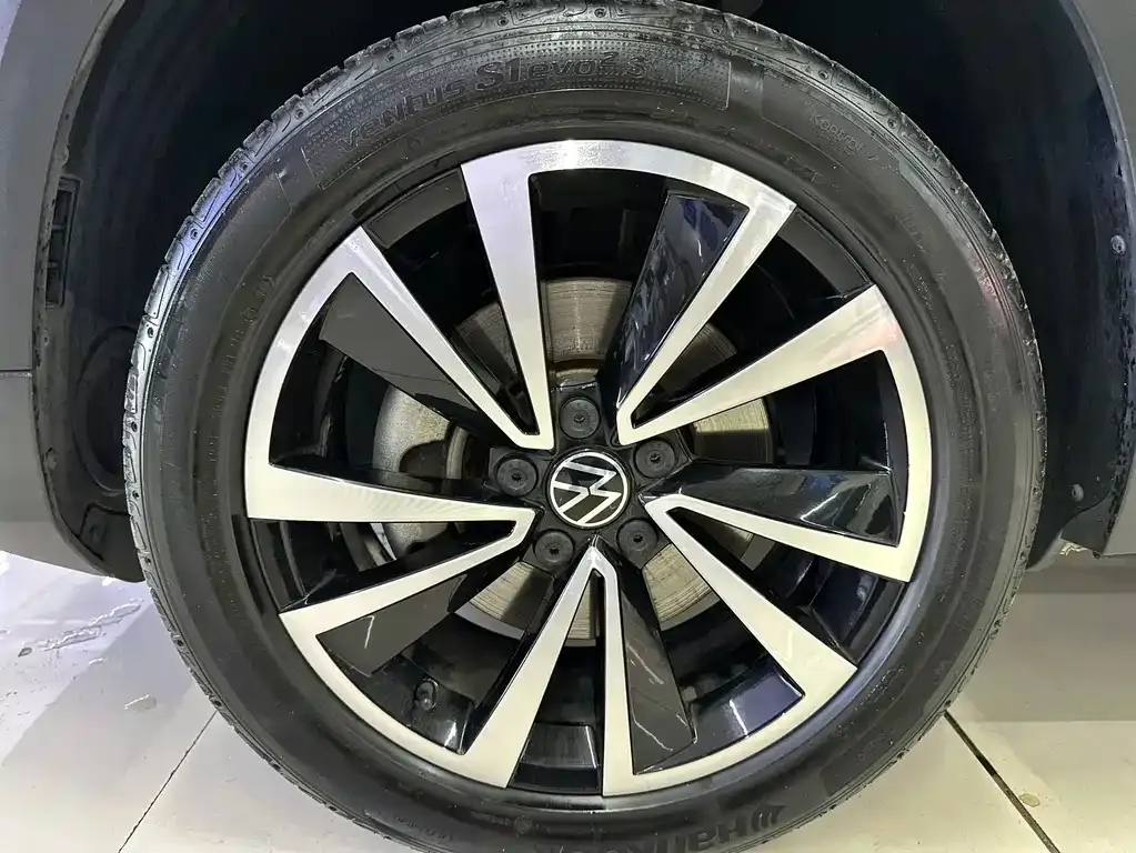 Volkswagen Tharu — фото 7