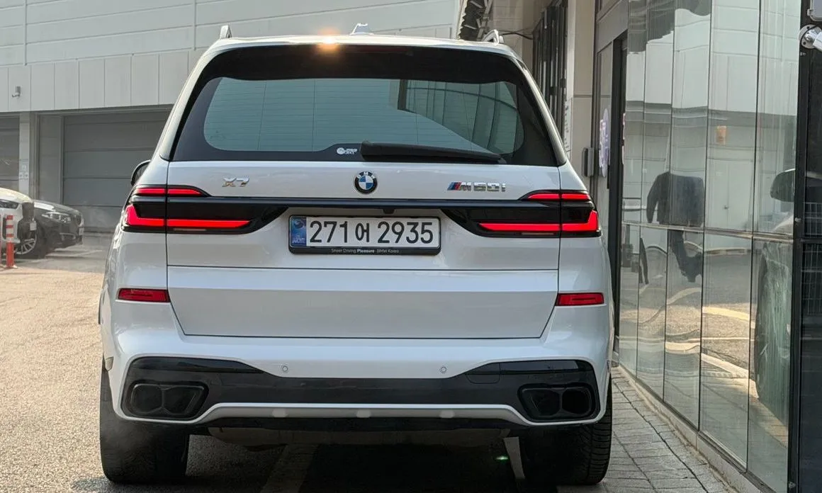 BMW X7 — фото 10