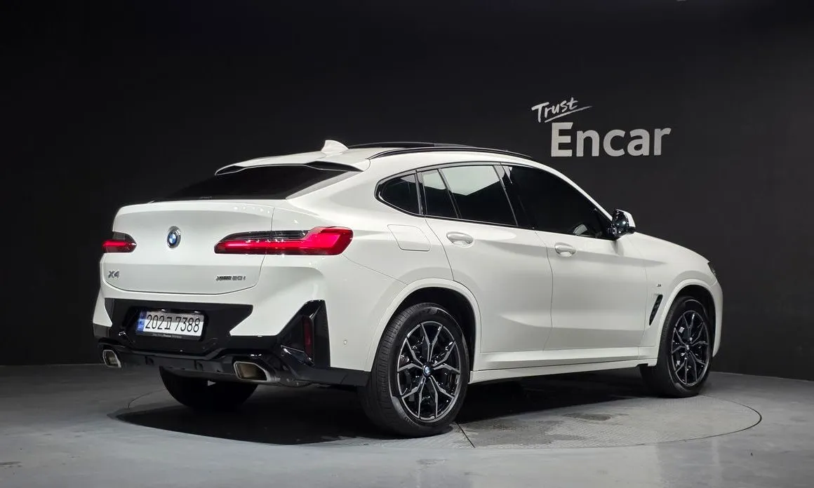 BMW X4 — фото 5