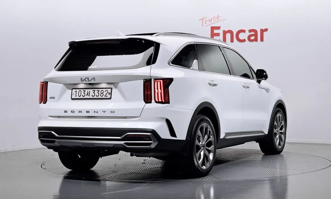 Kia Sorento — фото 9