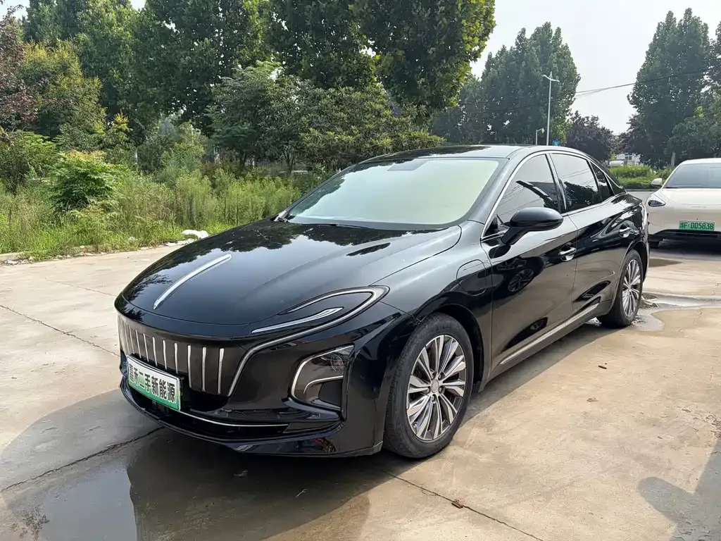 Hongqi E-QM5 — фото 5
