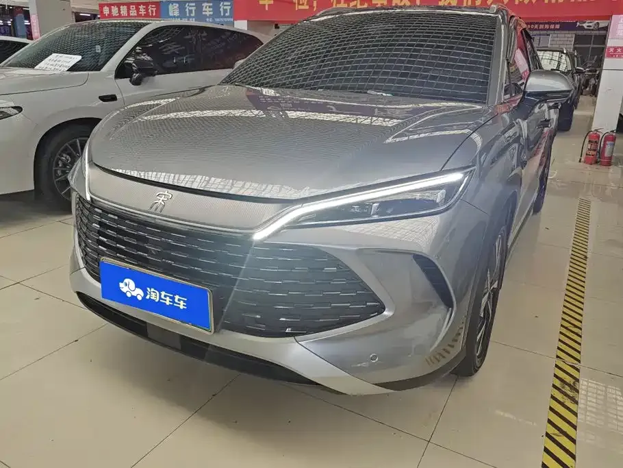 BYD L DM-i — фото 7