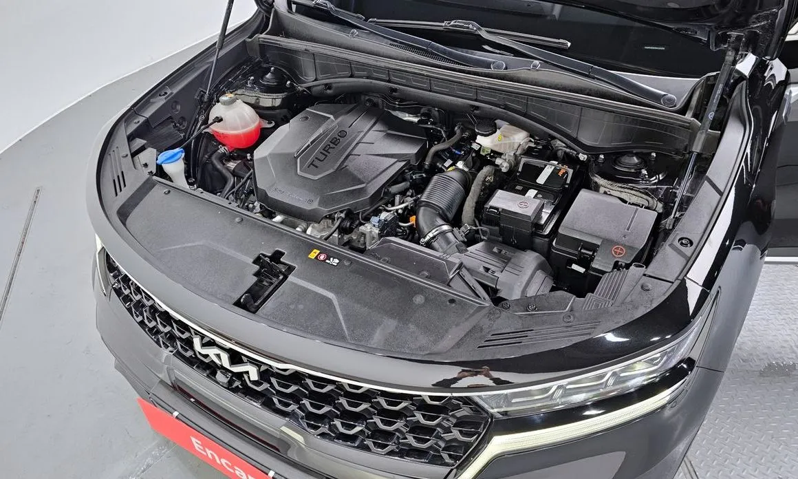 Kia Sorento — фото 8