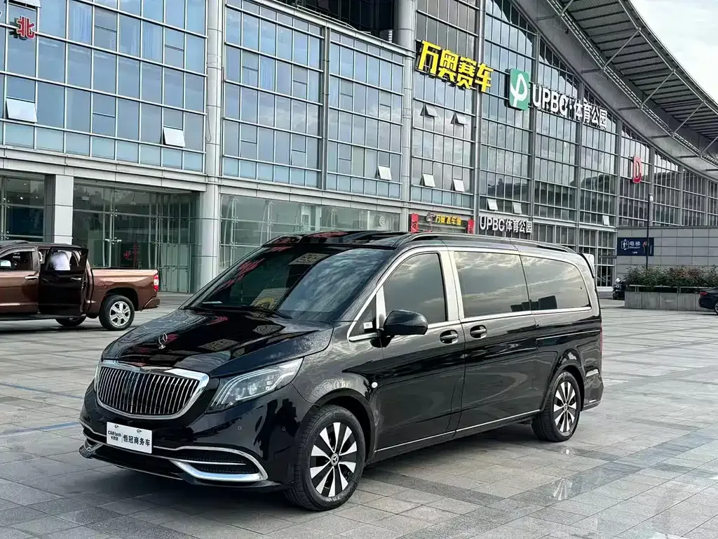 Mercedes-Benz Vito — фото 1