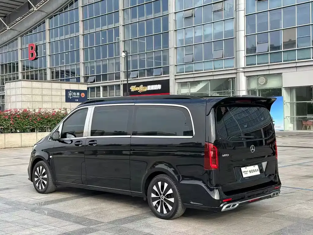 Mercedes-Benz Vito — фото 10