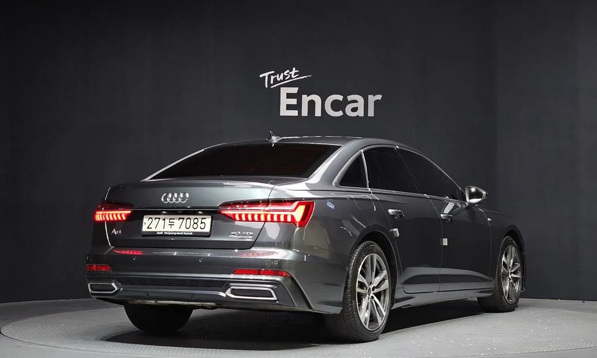 Audi A6 — фото 6