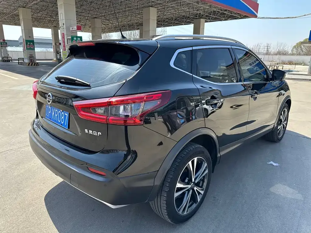 Nissan Qashqai — фото 3