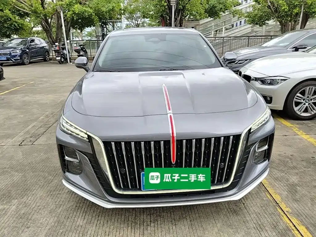 Hongqi H5 — фото 2